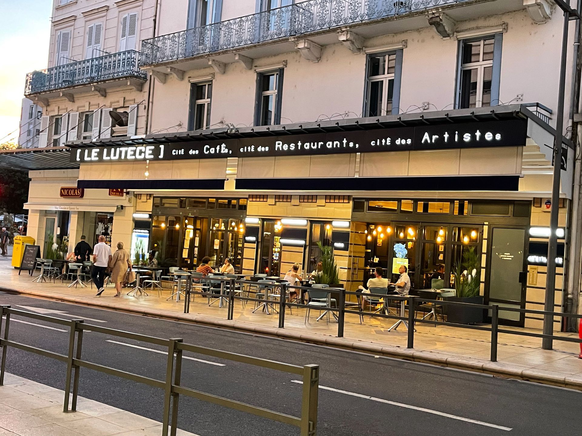 Photo d'illustration 2 sur 12