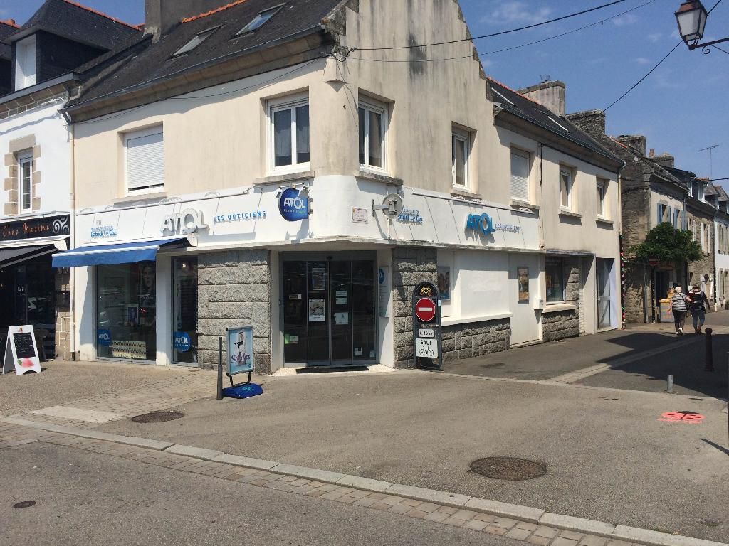 Place Rpublique, Pont l'Abb (29) - Commerces, boutiques et professionnels  avec PagesJaunes