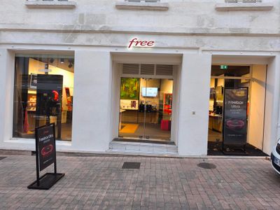 Free - Boutique Saintes - Fournisseur d'accès Internet - Saintes
