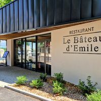 le-bateau-d-emile-serri-res-restaurant-adresse-horaires-avis-menu