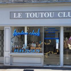 Logo Toutou Club