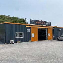 Logo Deboss-Auto