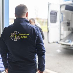 Logo Ambulance Doré